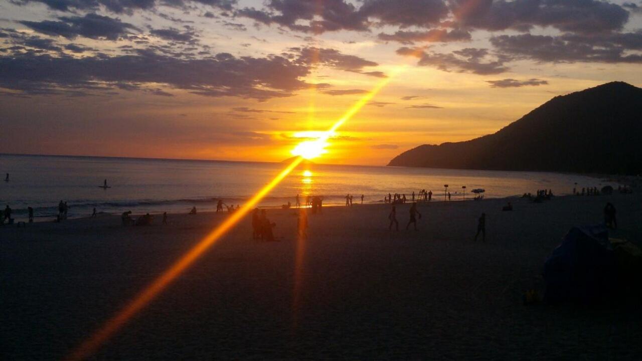 Maresias - Frente P/ Praia - Cond. Fechado - Piscina Aquecida!!!Wi Fi Exclusiva Sao Sebastiao  Ngoại thất bức ảnh